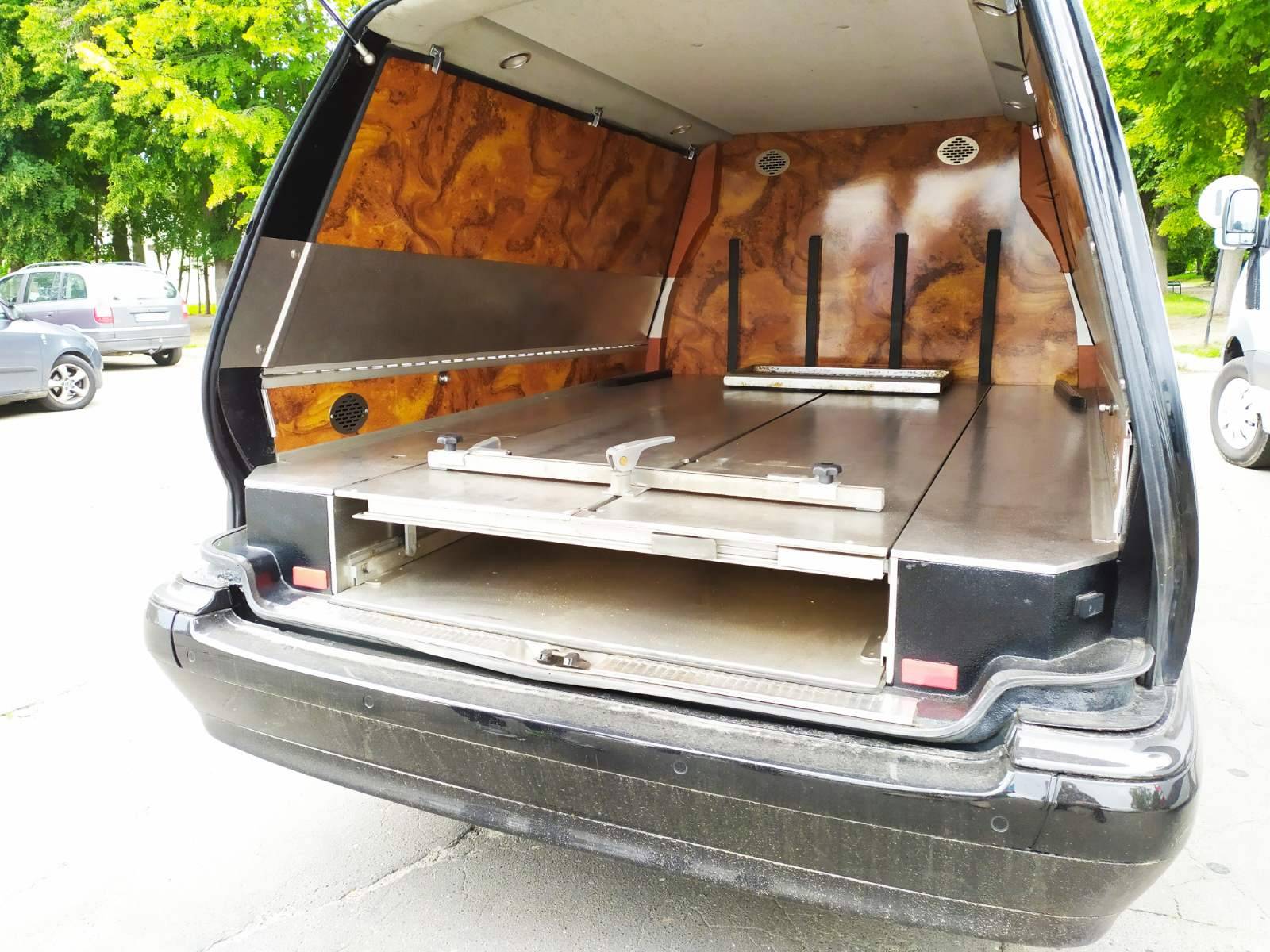 Біла Церква за 2,6 млн гривень купить рефрижераторний катафалк  