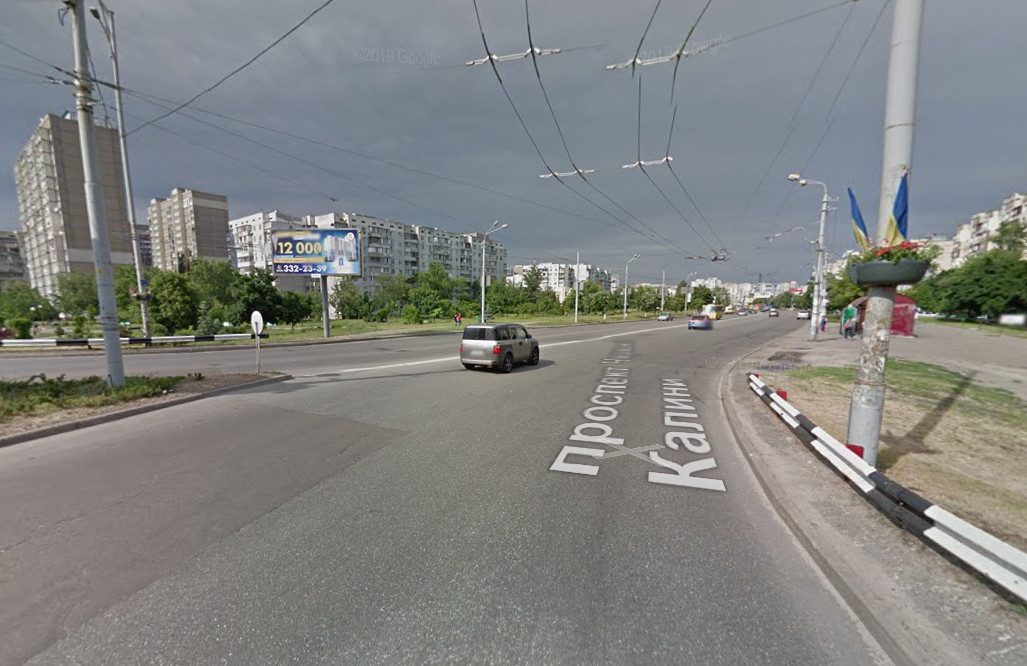 На проспекті Червоної Калини у Києві частково обмежуватимуть рух транспорту (схема)