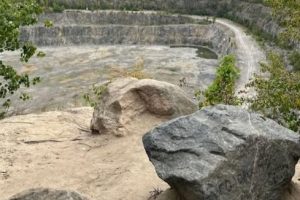 «Білоцерківський кар’єр» попередив про вибухові роботи 15 квітня