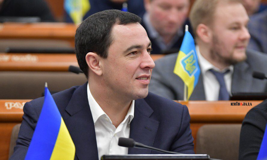 Торік офіційний дохід сімʼї Володимира Прокопіва зріс майже вдвічі