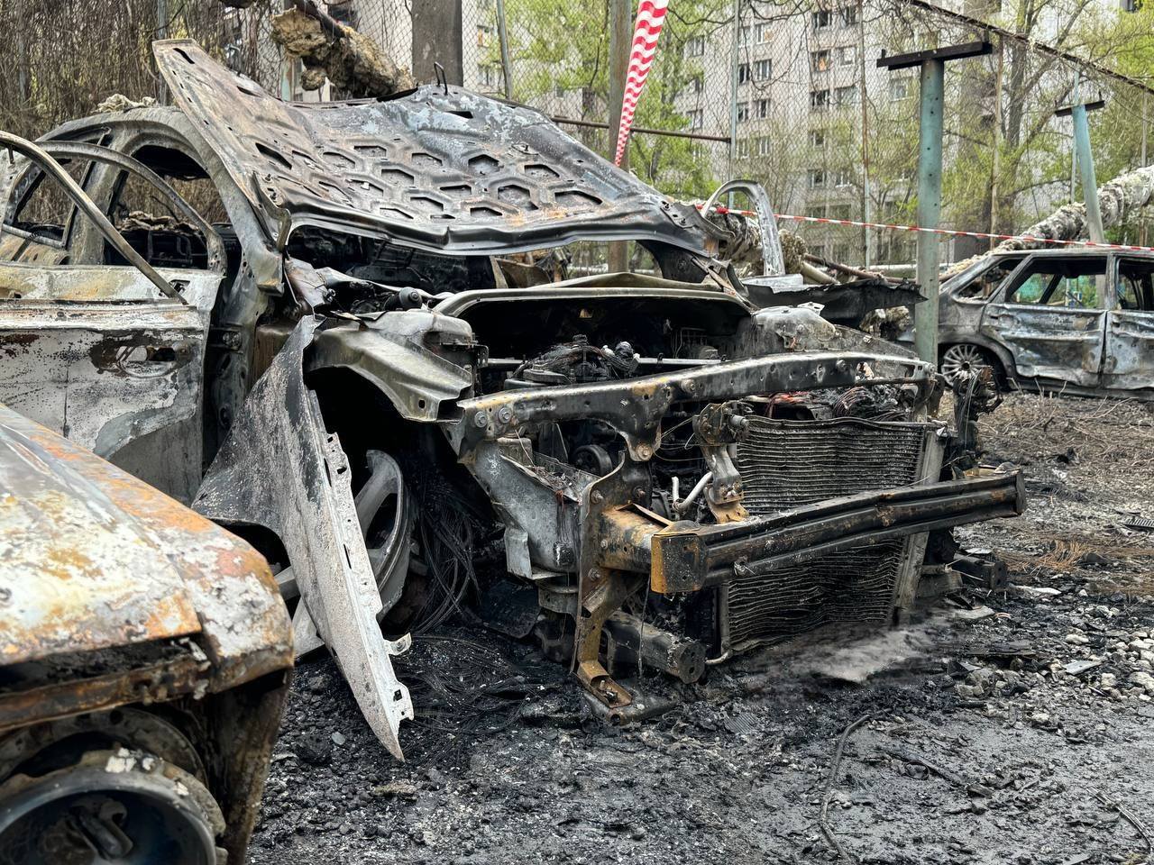 У Дніпрі атака російських БпЛА забрала життя 3 людей, серед них дитина