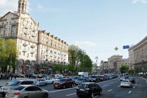 На столичному Хрещатику впродовж тижня обмежуватимуть рух транспорту На столичному Хрещатику впродовж тижня обмежуватимуть рух транспорту