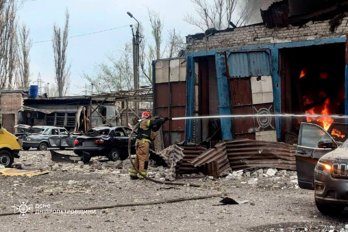 Ворог ударив по Кривому Рогу: щонайменше четверо загиблих, є поранені