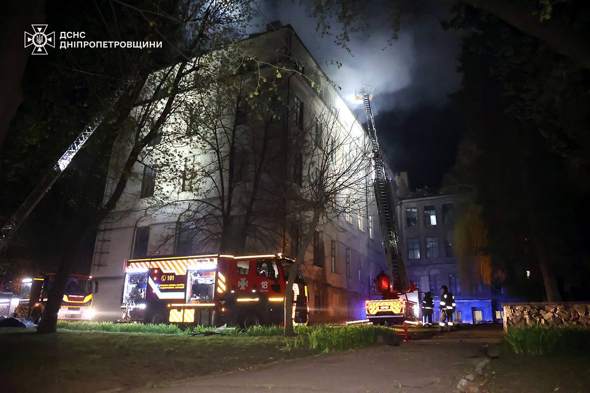 У Дніпрі атака російських БпЛА забрала життя 3 людей, серед них дитина
