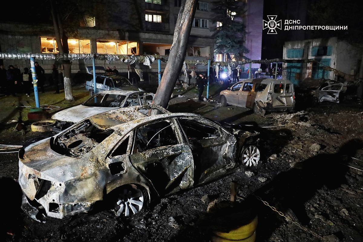У Дніпрі атака російських БпЛА забрала життя 3 людей, серед них дитина