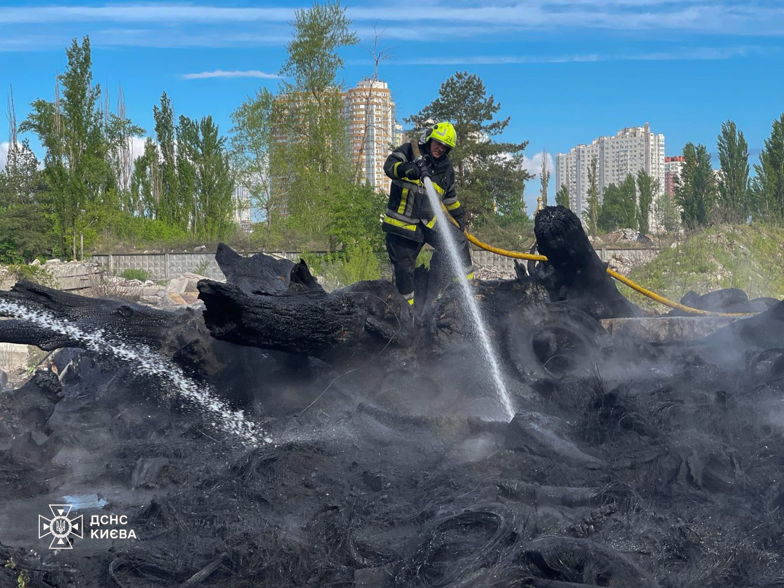 Рятувальники Києва минулого тижня здійснили 175 виїздів за викликами Рятувальники Києва минулого тижня здійснили 175 виїздів за викликами