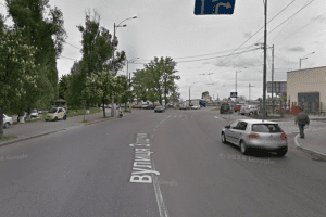 У Києві до 1 травня обмежать рух транспорту вулицею Зодчих (схема) У Києві до 1 травня обмежать рух транспорту вулицею Зодчих (схема)