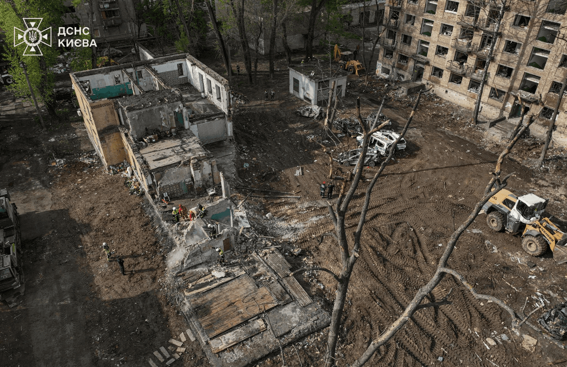 У Києві триває підбір тимчасового житла для постраждалих від атаки рф 24 квітня