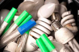 Столичні комунальники відправили на безпечну утилізацію понад 7 тисяч ртутних термометрів