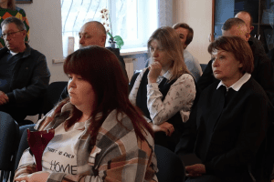 Мешканці Кучаківського старостату поскаржилися владі Борисполя на довгобуди, пусті бібліотеки та занедбаний цвинтар Мешканці Кучаківського старостату поскаржилися владі Борисполя на довгобуди, пусті бібліотеки та занедбаний цвинтар