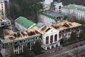 28 травня оголосять переможця конкурсу на відбудову Державного податкового університету 28 травня оголосять переможця конкурсу на відбудову Державного податкового університету