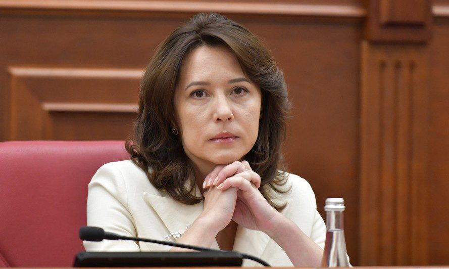 Марина Хонда задекларувала стрімке зростання доходів та заощаджень