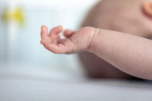 На Обухівщині батьки залишили новонародженого на вулиці: справу передано до суду На Обухівщині батьки залишили новонародженого на вулиці: справу передано до суду