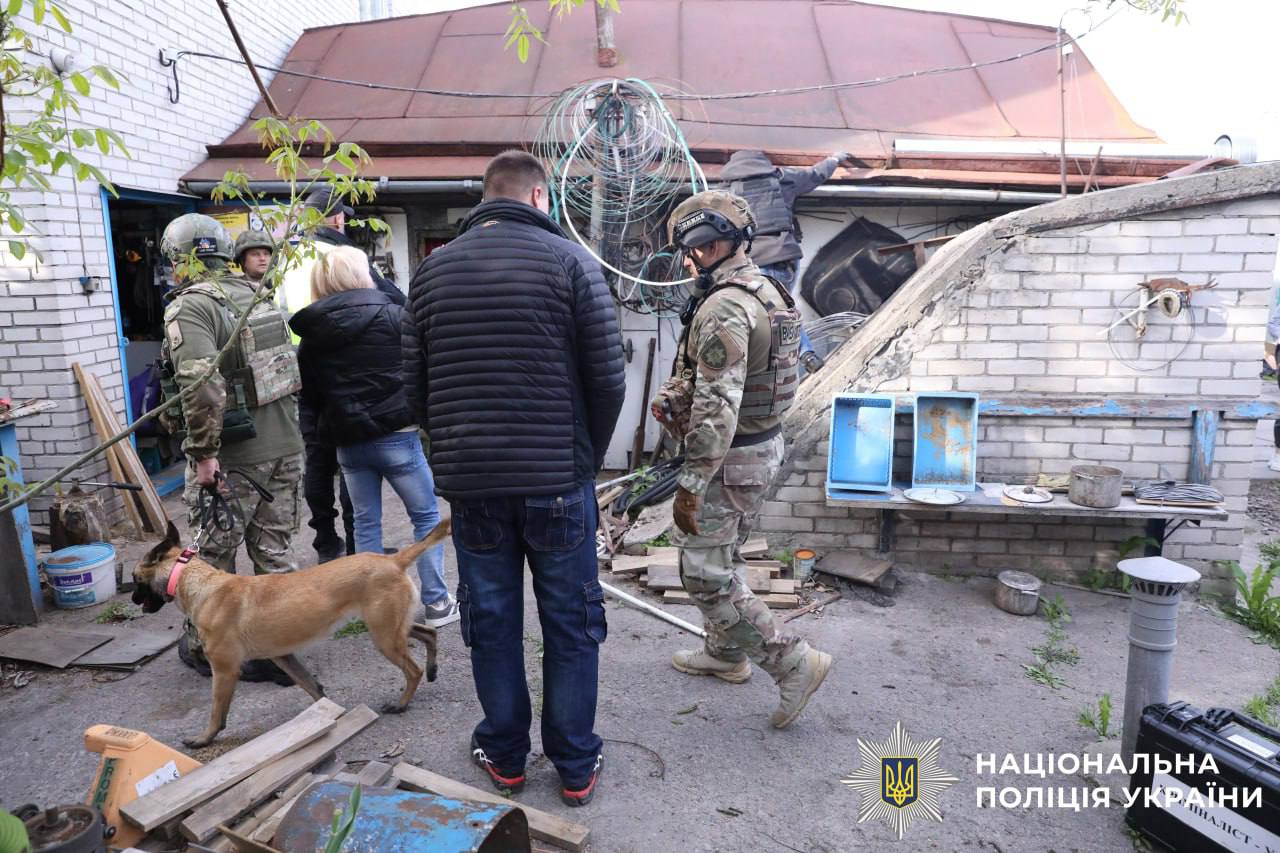 Розстріляв військового та його родичку: поліція Київщини повідомила про підозру зловмиснику (фото, відео)