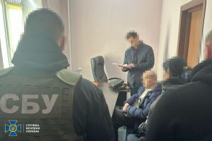 У Монако правоохоронці затримали сина експрезидента «Мотор Січі» за розкрадання активів підприємства У Монако правоохоронці затримали сина експрезидента «Мотор Січі» за розкрадання активів підприємства