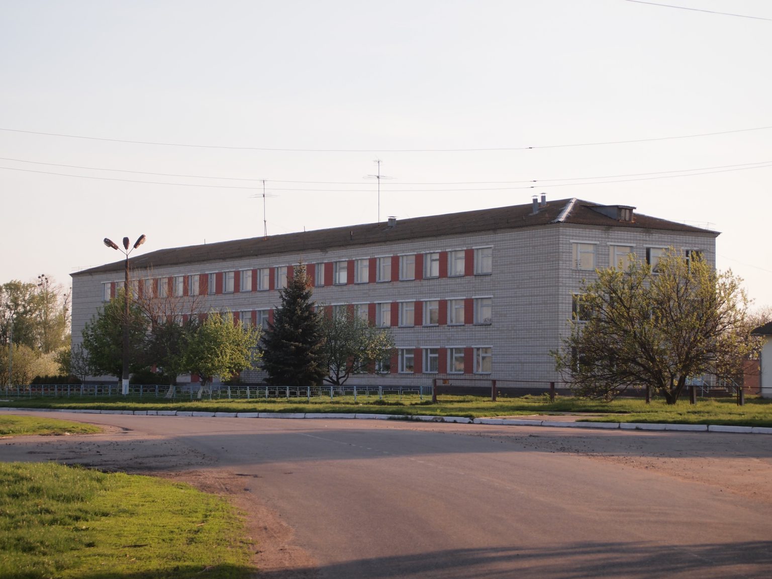 У Дроздівській гімназії за 2,5 млн гривень відремонтують дах