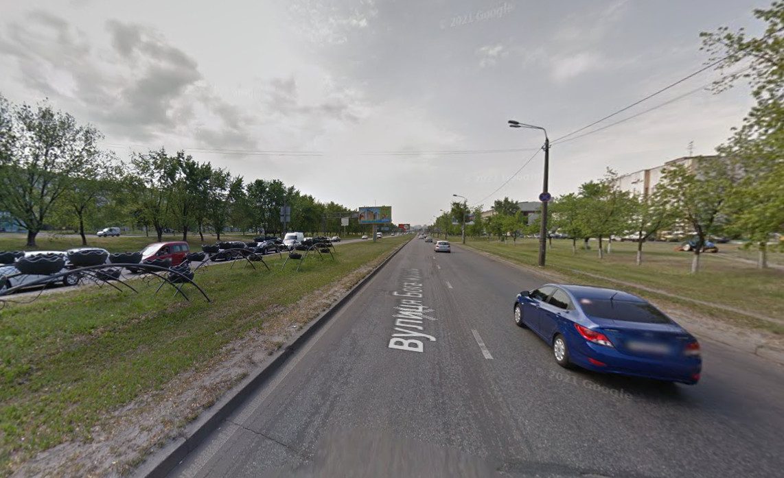 На вулиці Богатирській у Києві майже місяць обмежуватимуть рух транспорту (схема)