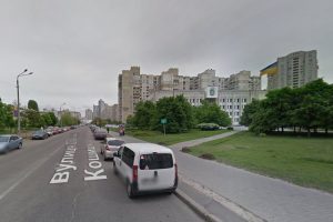 У Києві змінили схему організації дорожнього руху на вулиці Олександра Кошиця (схема)