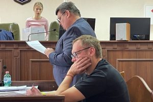 Вищий антикорсуд заарештував ексзаступника керівника ОП Смирнова Вищий антикорсуд заарештував ексзаступника керівника ОП Смирнова