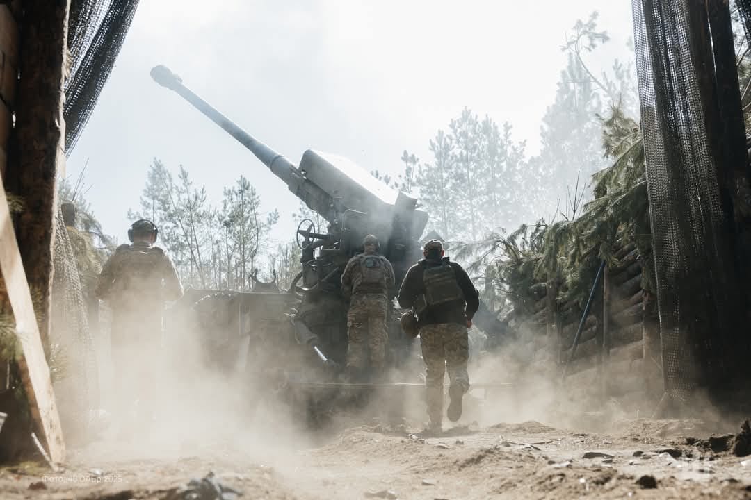 Ворог посилює атаки, за добу на фронті 216 боєзіткнень, - Генштаб ЗСУ Ворог посилює атаки, за добу на фронті 216 боєзіткнень, - Генштаб ЗСУ