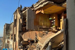 Унаслідок атаки БпЛА в Одесі двоє людей загинули, щонайменше 15 постраждали Унаслідок атаки БпЛА в Одесі двоє людей загинули, щонайменше 15 постраждали