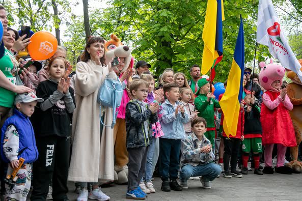 Київська дитяча залізниця урочисто відкрила 72-й сезон (фото)