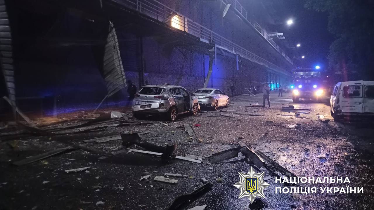 Нічна атака БпЛА на Київ: серед 11 постраждалих дві дитини, є руйнування у трьох районах