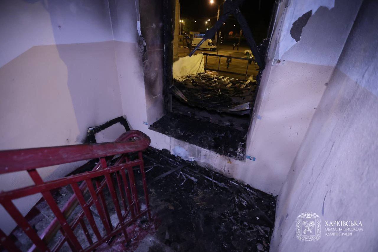 Удар ворожих БпЛА по Харкову: майже півсотні постраждалих, у місті виникли пожежі