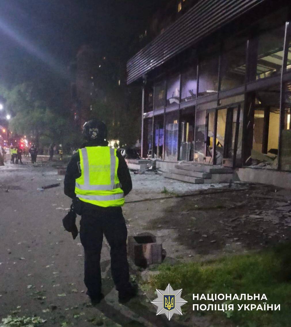 Нічна атака БпЛА на Київ: серед 11 постраждалих дві дитини, є руйнування у трьох районах