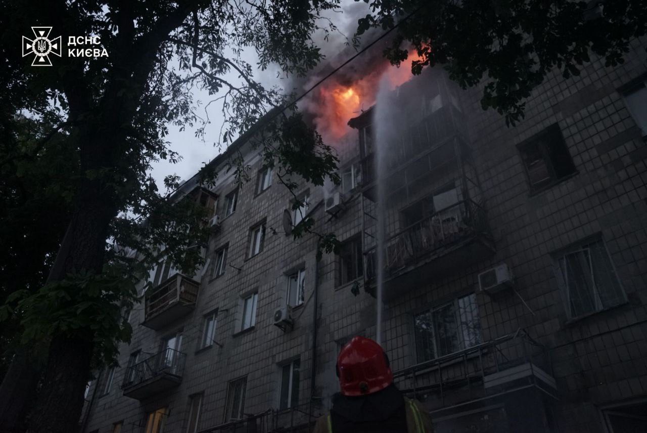 У Києві внаслідок нічної атаки дві людини загинули, серед постраждалих 4 дитини