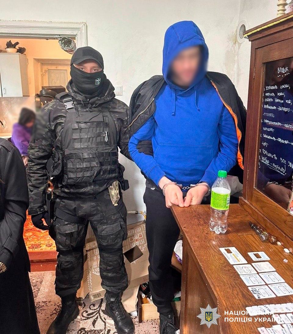 Нацполіція ліквідували мережу наркоугрупувань у різних регіонах України, вилучено наркотиків на понад 2 млрд гривень