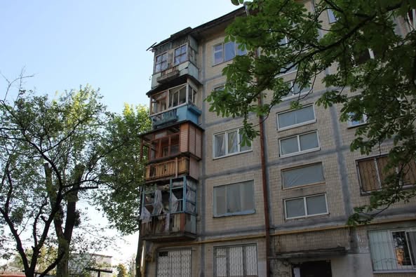 Три тижні без газу після обстрілу: мешканці багатоповерхівки у Шевченківському районі стверджують, що підключення блокує Київгаз (без назви)