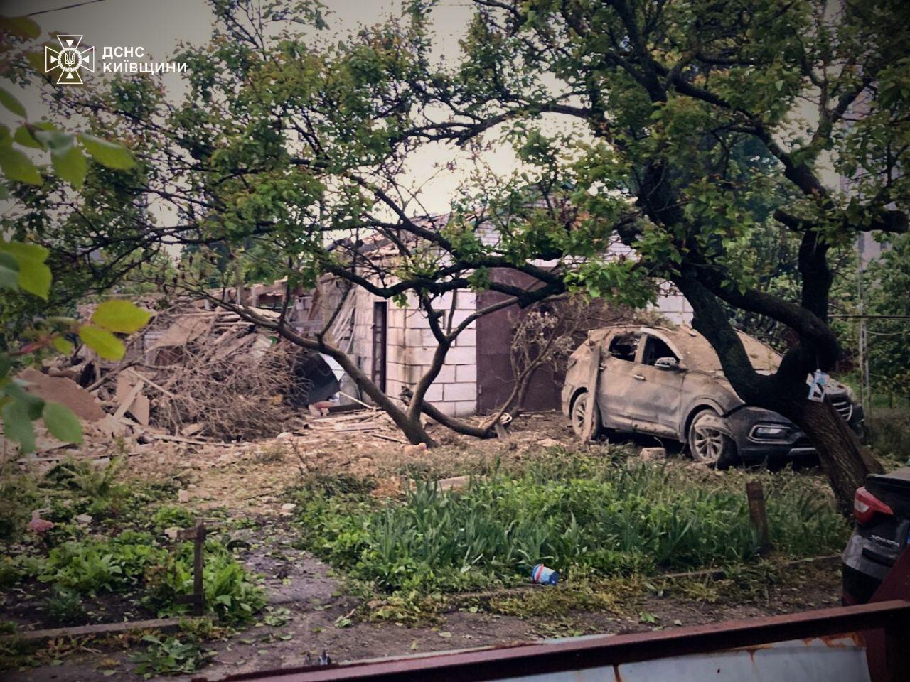 На Київщині внаслідок атаки БпЛА загинула жінка, серед поранених є дитина