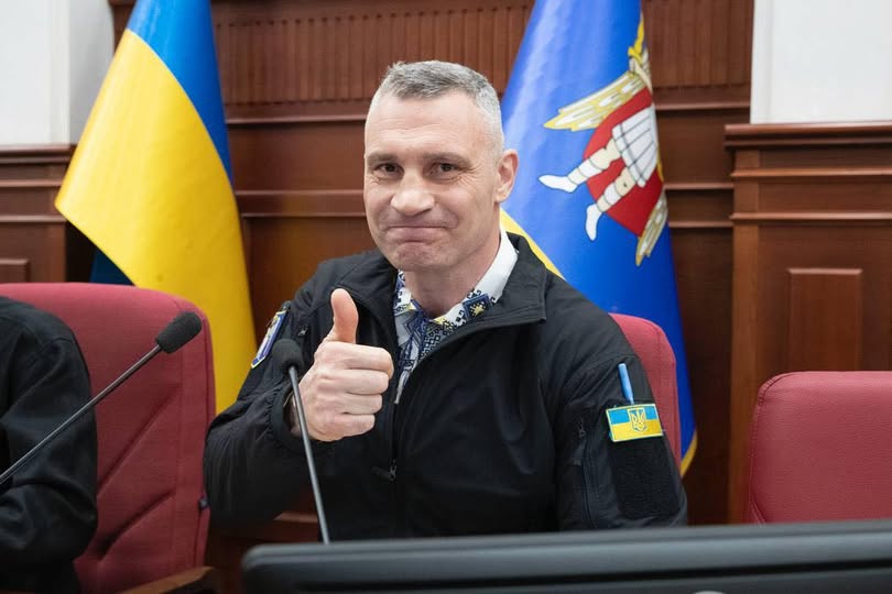 У Кличка замовили банери “Київська міська рада працює для вас”