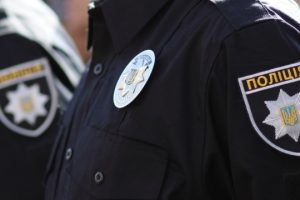 Прокуратура звернулась до ДБР з приводу затримання студентів Могилянки, у поліції так і не вибачилась за свої дії Прокуратура звернулась до ДБР з приводу затримання студентів Могилянки, у поліції так і не вибачилась за свої дії