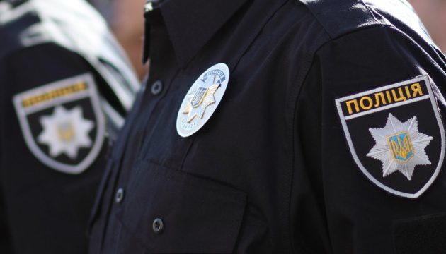 Прокуратура звернулась до ДБР з приводу затримання студентів Могилянки, у поліції так і не вибачилась за свої дії