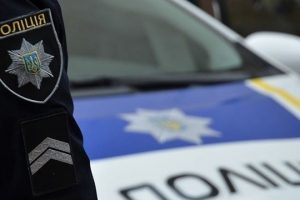 У Києві 14-річна школярка випала з вікна шкільного закладу У Києві 14-річна школярка випала з вікна шкільного закладу