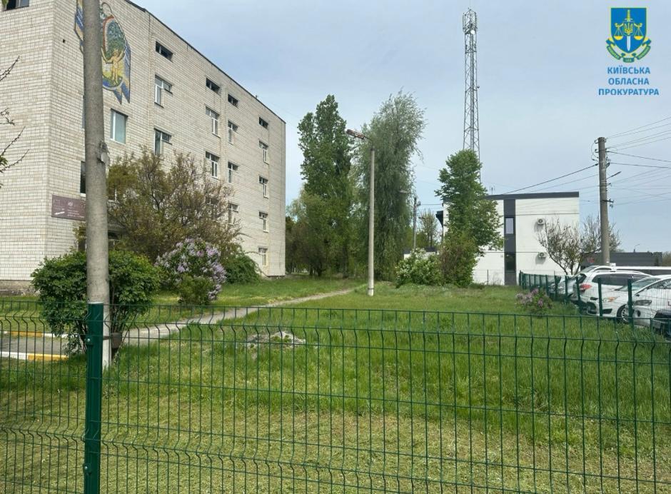 Мешканця Київщині судитимуть за привласнення землі під корпусом дитячої лікарні