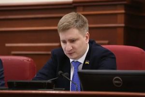 Кличко позбавив Бондаренка права підписувати фінансові документи Кличко позбавив Бондаренка права підписувати фінансові документи