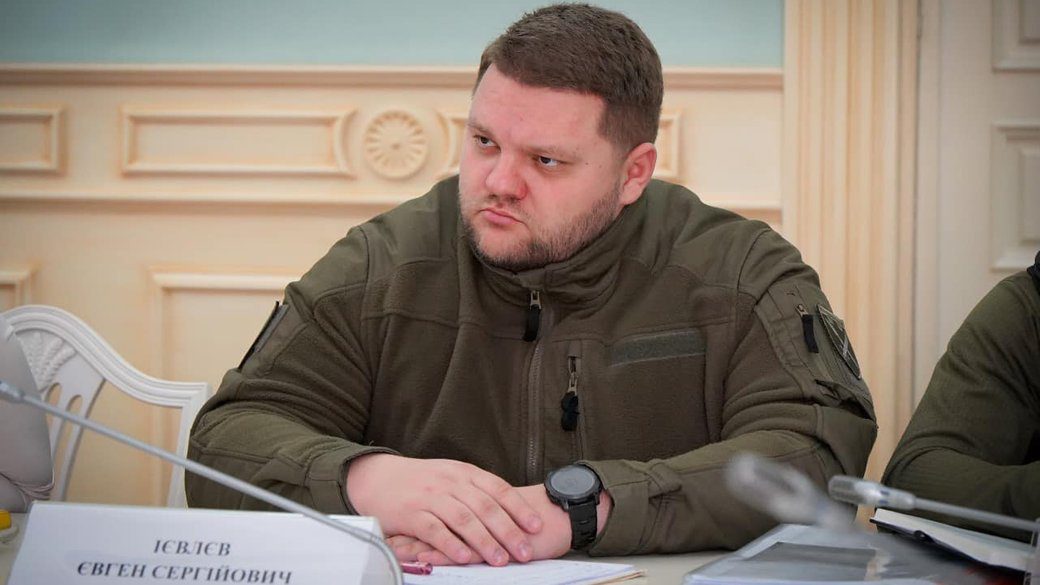 КМВА шукає нового речника замість Євгена Ієвлєва після медіа-скандалу навколо батька екскомунікаційника