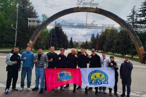 Юні боксери з Харківщини завітали до Броварів у межах проєкту “Пліч-о-пліч: згуртовані громади” Юні боксери з Харківщини завітали до Броварів у межах проєкту “Пліч-о-пліч: згуртовані громади”