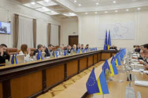 Бронь для всіх: Уряд дозволив бронювати 100% працівників підприємств, критичних Сил оборони Бронь для всіх: Уряд дозволив бронювати 100% працівників підприємств, критичних Сил оборони