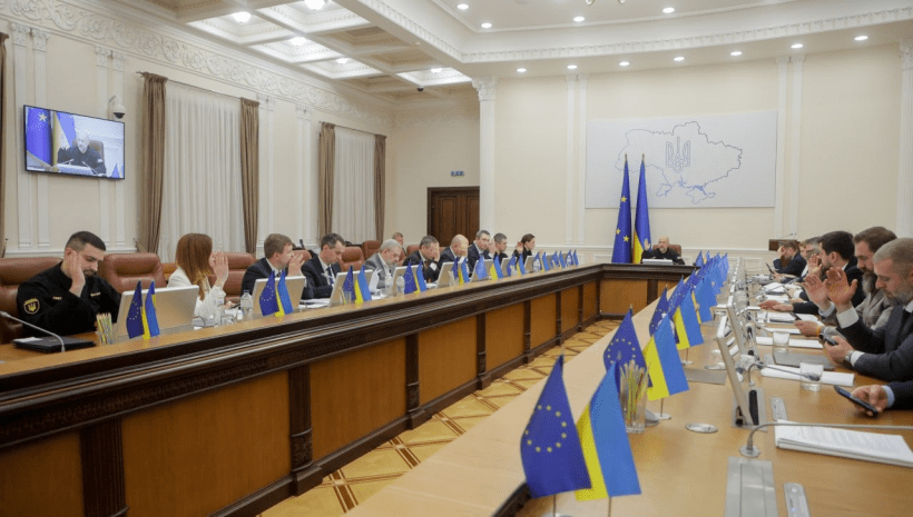 Бронь для всіх: Уряд дозволив бронювати 100% працівників підприємств, критичних Сил оборони