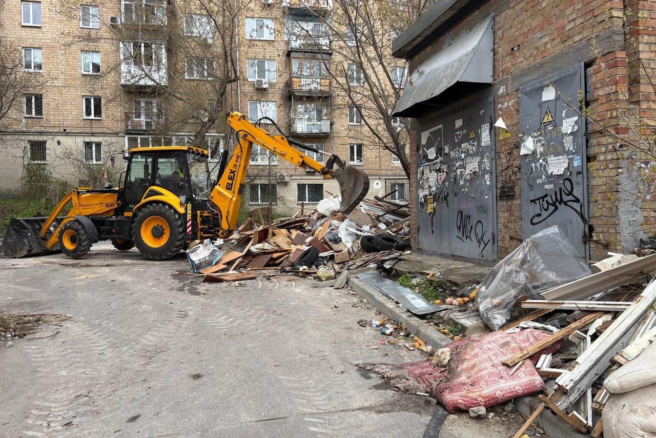 В КМДА відрапортували про ліквідацію близько 400 стихійних сміттєзвалищ за місяць (фото)