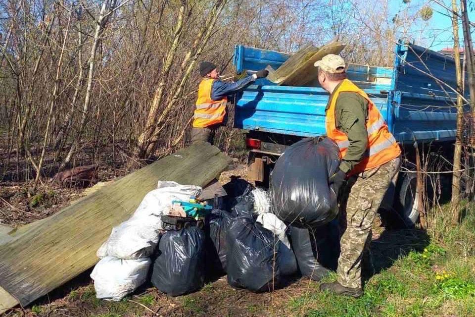 В КМДА відрапортували про ліквідацію близько 400 стихійних сміттєзвалищ за місяць (фото)