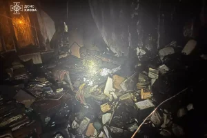 На Відрадному у Києві при пожежі в багатоповерхівці загинув пенсіонер На Відрадному у Києві при пожежі в багатоповерхівці загинув пенсіонер