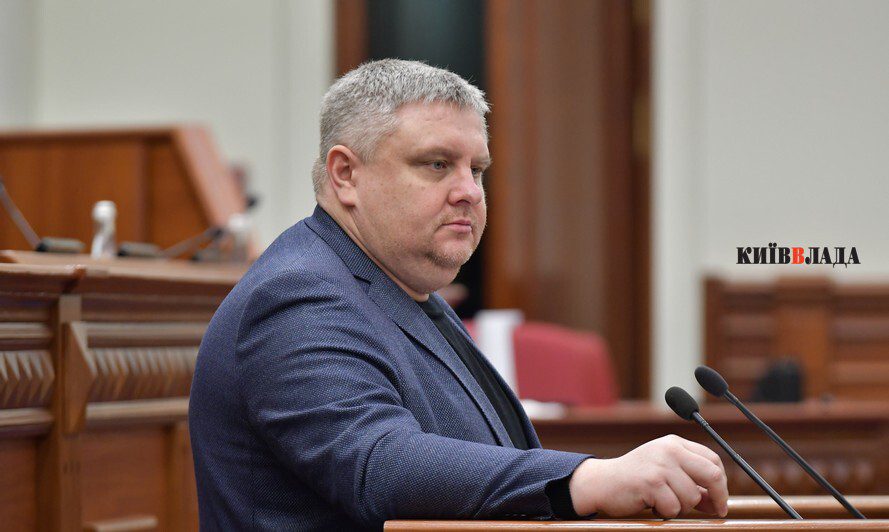 У 2024 році сімʼя Андрія Крищенка подвоїла доходи: на що живе заступник голови КМДА під час служби в Нацгвардії