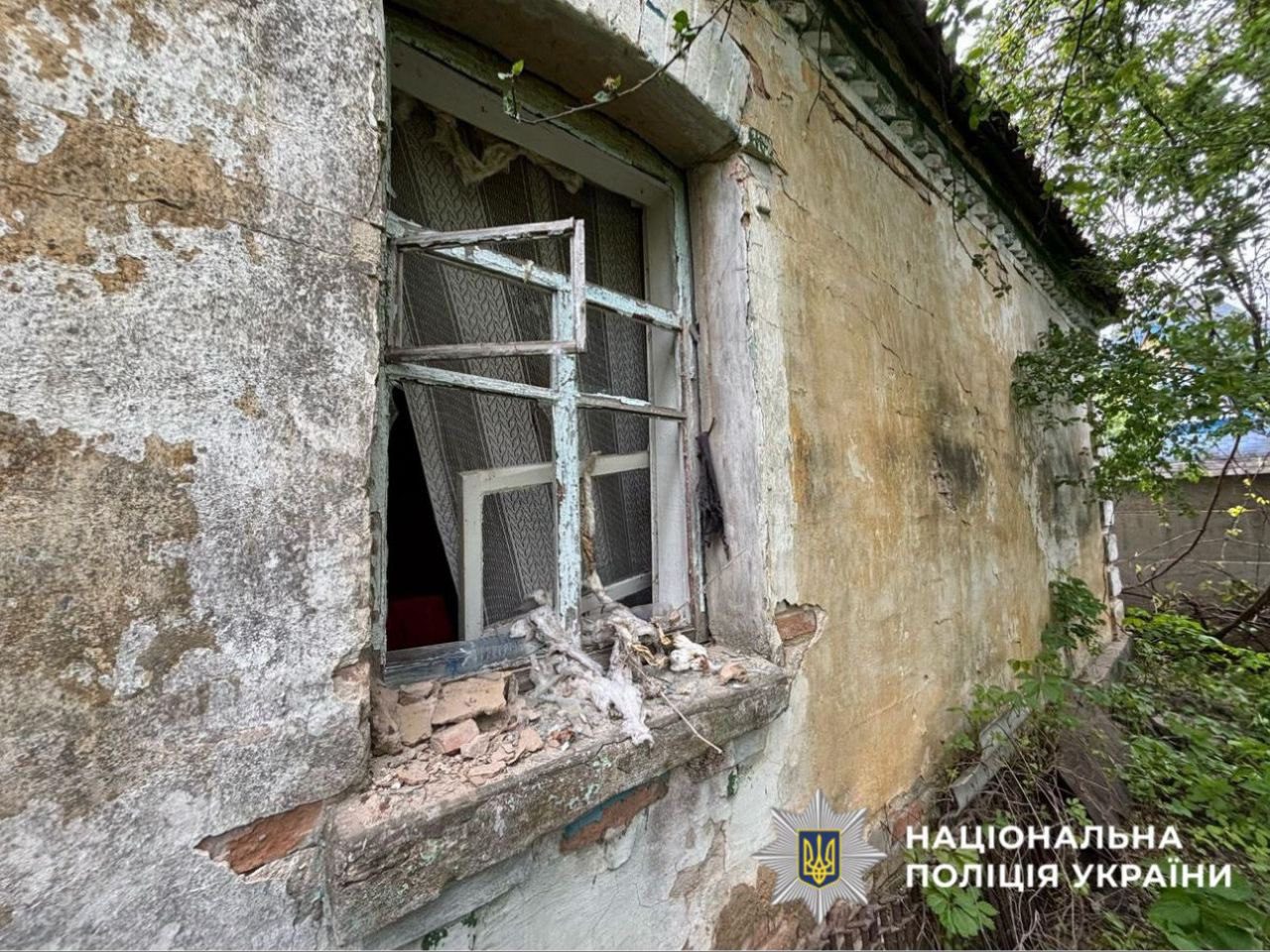Нічна атака на Київщину: уламки ворожих БпЛА впали у 2 районах, є пошкоджені будинки