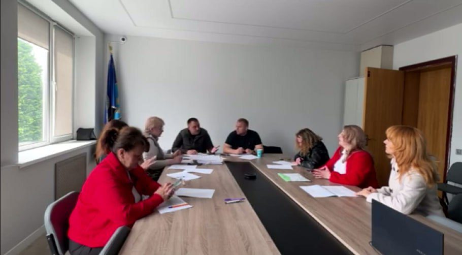 В Ірпені можуть легалізувати самобуди, схеми без аукціонів і зміну цільового призначення землі, - депутат міськради Степанюк В Ірпені можуть легалізувати самобуди, схеми без аукціонів і зміну цільового призначення землі, - депутат міськради Степанюк