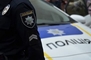 У селі Софіївська Борщагівка сталася стрілянина з жертвами: поліція проводить спецоперацію (відео) У селі Софіївська Борщагівка сталася стрілянина з жертвами: поліція проводить спецоперацію (відео)